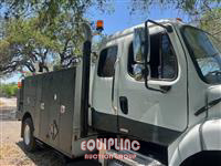 2010 Freightliner M2 106