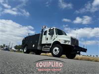 2010 Freightliner M2 106
