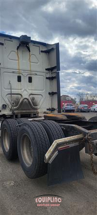 2016 Freightliner CASCADIA