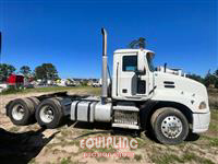 2012 Mack CXU