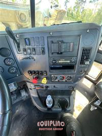 2012 Mack CXU