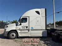 2014 Freightliner CASCADIA