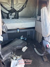 2014 Freightliner CASCADIA