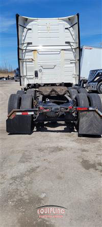 2019 Volvo VNL