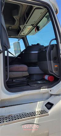 2019 Volvo VNL