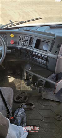 2019 Volvo VNL