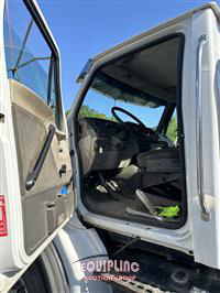 2002 STERLING TRUCK L9500 series