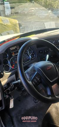 2018 Peterbilt 579