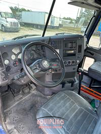 2012 Mack CXU (Pinnacle)