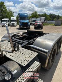 2012 Mack CXU (Pinnacle)