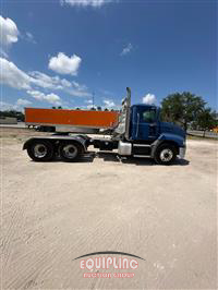 2012 Mack CXU (Pinnacle)