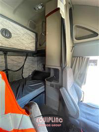 2018 Freightliner CASCADIA
