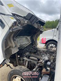 2015 Isuzu NRR