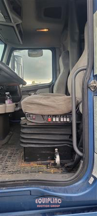 2012 Volvo VNL
