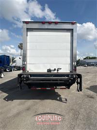 2016 Freightliner M2