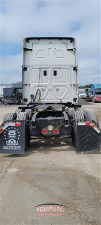 2016 Freightliner CASCADIA