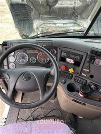 2017 Freightliner CASCADIA
