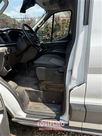 2023 Ford TRANSIT 250