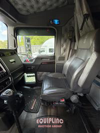 2021 Kenworth W900