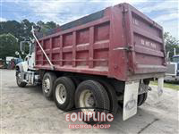 2014 Mack GU713