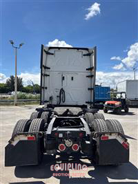 2021 Freightliner CASCADIA