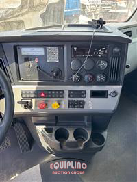 2021 Freightliner CASCADIA