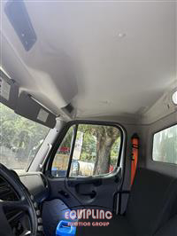 2016 Freightliner M2