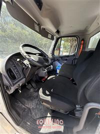 2016 Freightliner M2