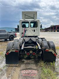 2015 Freightliner CASCADIA