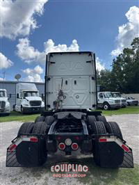 2022 Freightliner CASCADIA