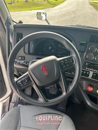 2023 Kenworth T680