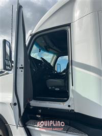 2023 Kenworth T680