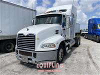 2013 Mack CXU613 SLEEPER 