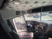 2013 Mack CXU613 SLEEPER 