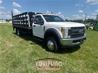 2017 Ford F450 STAKE BED