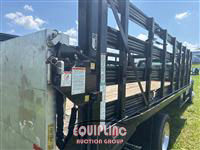 2017 Ford F450 STAKE BED