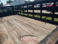 2017 Ford F450 STAKE BED