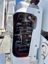 2010 International MA025