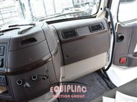 2015 Volvo VNL