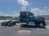 2020 Kenworth W990