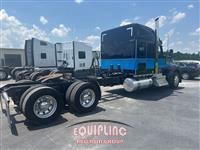 2020 Kenworth W990