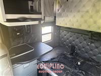 2020 Kenworth W990