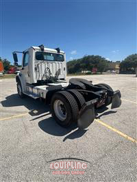 2015 Freightliner M2