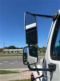 2015 Freightliner M2