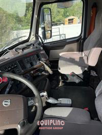 2017 VOLVO TRUCK VNM