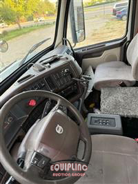 2014 VOLVO TRUCK VNM