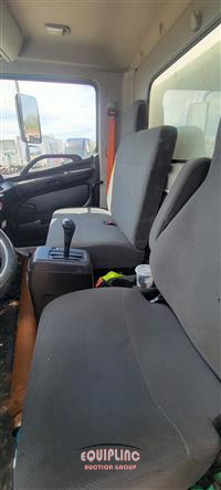 2016 Hino 268