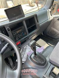 2017 Isuzu NRR