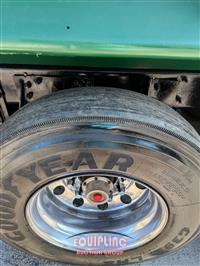 2000 Mack RD688