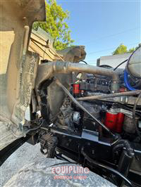 2000 Mack RD688